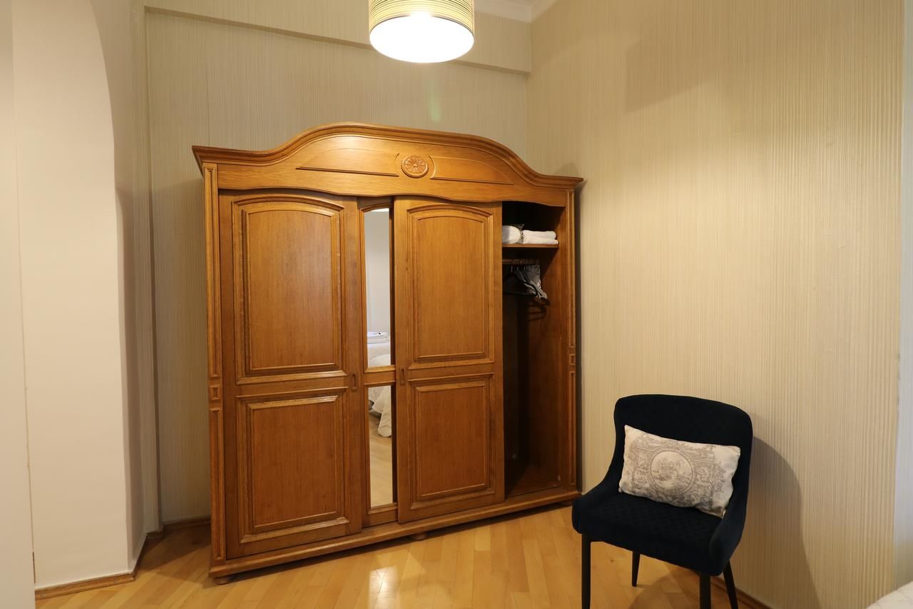 Отель Vera House Hotel Тбилиси-30