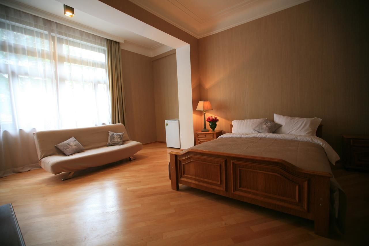 Отель Vera House Hotel Тбилиси