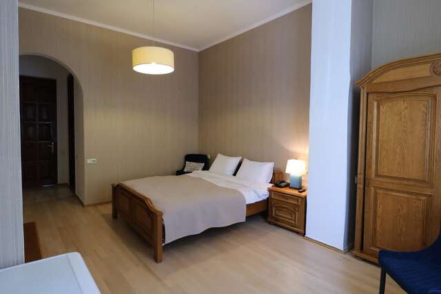 Отель Vera House Hotel Тбилиси-15