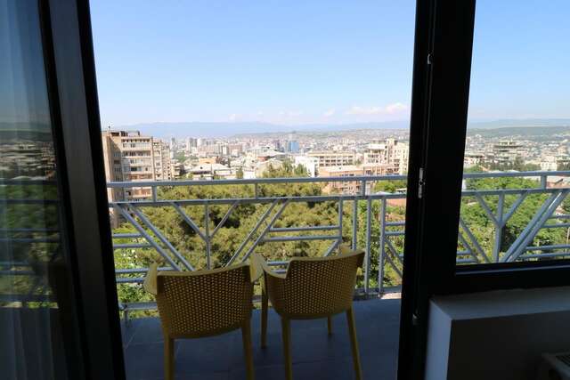Отель Vera House Hotel Тбилиси-41