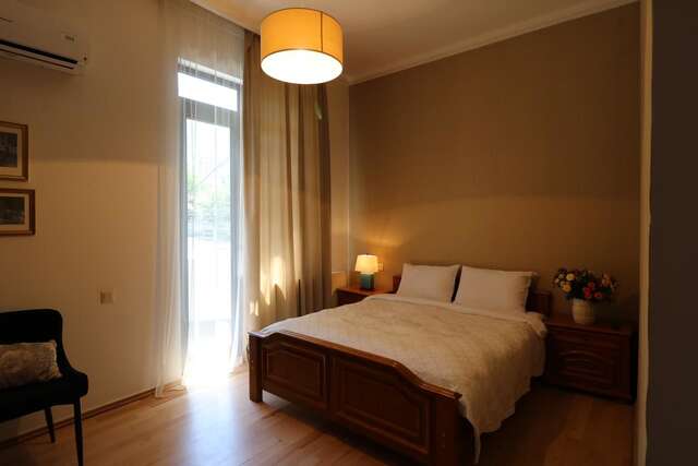Отель Vera House Hotel Тбилиси-9